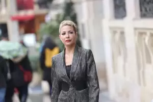 Fabiola Yaez regres al pas, retoma custodia policial y busca colegio para su hijo