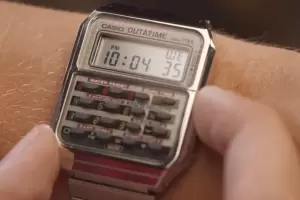 Casio celebra los 40 a�os de "Volver al futuro" con un reloj igual al de Marty McFly