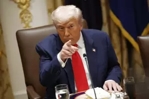 Trump acus a Gustavo Petro de "lder narco" y suspendi la ayuda financiera a Colombia