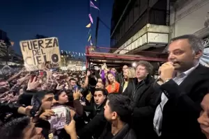 Milei cierra la campaa con actos en Crdoba, Rosario y el AMBA