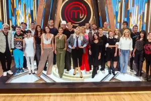 Sorpresa en MasterChef Celebrity: un participante fue eliminado y otro decidi abandonar el certamen