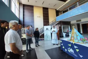 La Virgen del Valle visita el Cine Teatro Catamarca en su recorrido por la ciudad