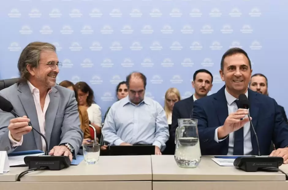 El secretario de Trabajo Julio Cordero adelant� la propuesta.