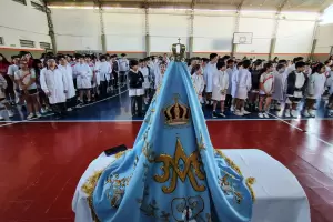 La Virgen del Valle sigue visitando instituciones de Catamarca