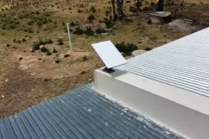 Instalaron 300 antenas satelitales de alta velocidad en escuelas rurales de Catamarca