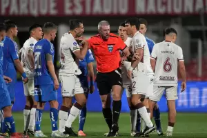 Lans dej escapar el triunfo en la ltima jugada y define la serie en La Fortaleza