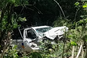 Impactante vuelco de operarios de EC SAPEM: fueron trasladados al "San Juan Bautista"