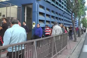 Demoras marcan el inicio de la jornada electoral en varias escuelas de Catamarca