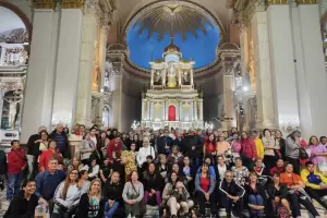Peregrinos tucumanos llegaron a Catamarca por el A�o Jubilar