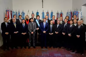 ATE exige a los gobernadores dialoguistas que "no sean cmplices del ajuste"