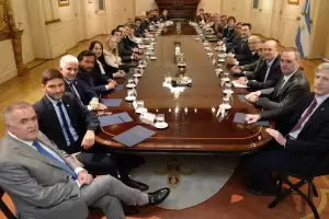 Milei destac como "extremadamente positiva" la reunin con gobernadores