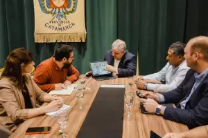 Confirman la continuidad de obras viales y de energa en Antofagasta de la Sierra