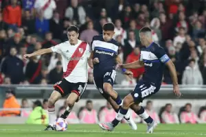 Antes del Superclsico, Boca y River juegan contra los platenses en el Clausura