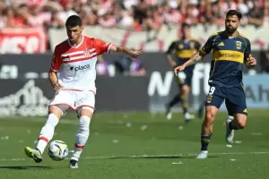 Boca gan con un penal polmico y llega encendido al Superclsico ante River