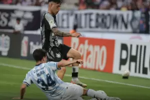 Racing empat con Central Crdoba y comprometi su clasificacin