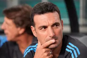 Scaloni define la lista para la gira de la Seleccin ante Angola