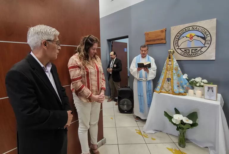 virgen del valle ec sapem unca