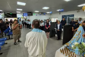 La Virgen del Valle visit la EC Sapem y la Universidad Nacional de Catamarca