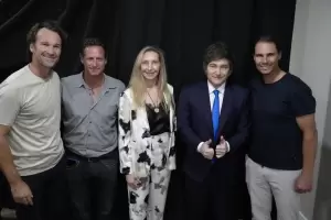 El inesperado saludo entre Javier Milei, Rafael Nadal, David Nalbandin y Carlos Moy