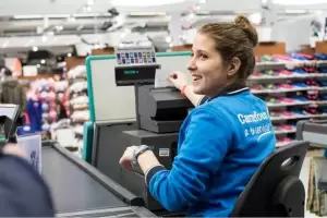 Grandes cadenas de supermercados buscan empleados con pocos requisitos: cmo postularse