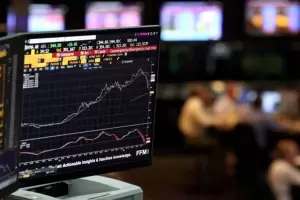 El Riesgo Pas perfor los 600 puntos y alcanza su nivel ms bajo en diez meses