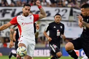 Independiente venci� sobre la hora a Deportivo Riestra y cort� su invicto como loca