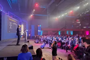 Caputo: "Hay que graduarse primero antes de flotar libre, no nos agrandemos"