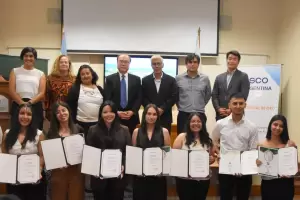 10 estudiantes de la UNCA fueron seleccionados como beneficiarios de Becas Posco
