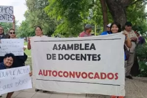 Docentes Autoconvocados se movilizan contra la implementacin de la Jornada Completa