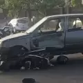 Catamarca: un motociclista result herido tras chocar contra un auto en una avenida