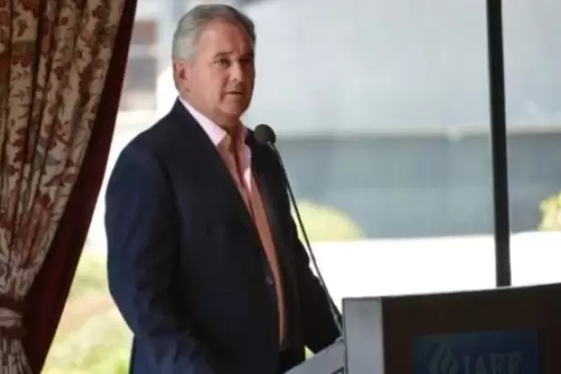 Quirno en Europa: alianza con Ucrania y Misi�n Vaticano