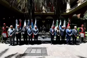 Gobernadores peronistas no alineados con CFK evalan unirse en Diputados