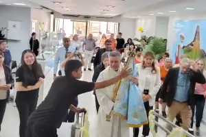 La Madre del Valle visita la Legislatura provincial