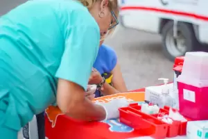 Catamarca y el VIH: tests rpidos, gratuitos y confidenciales en la Plaza 25 de Mayo