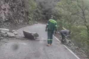 Derrumbes en la Cuesta de Los ngeles: piden extremar la precaucin