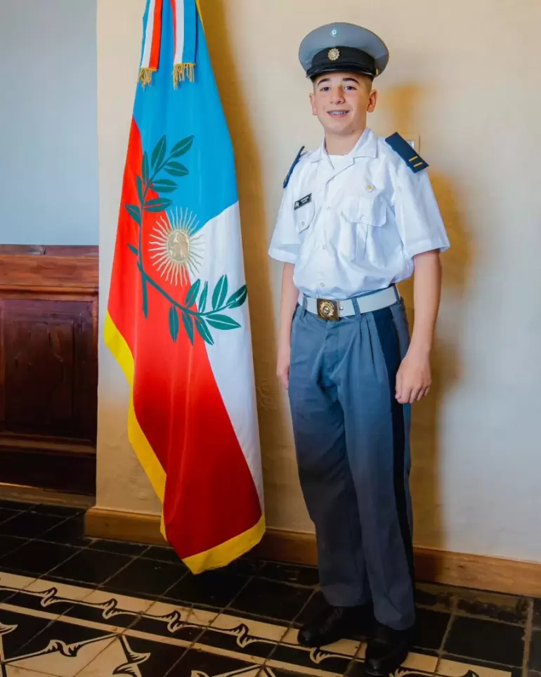 Un joven catamarqueo fue distinguido con el mejor promedio del Liceo Militar Gregorio Aroz de Lamadrid