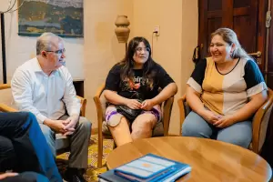 Jalil recibi a Andrea Larcher, la joven que tras el accidente logr ingresar a Medicina