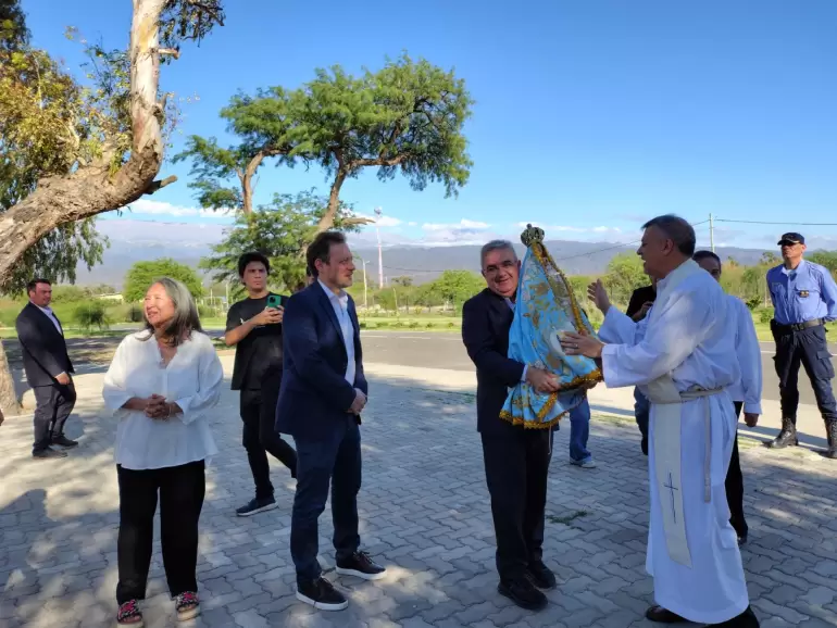 virgen del valle casa de gobierno