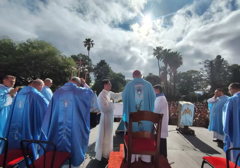 fiestas marianas 2025 misa solemne