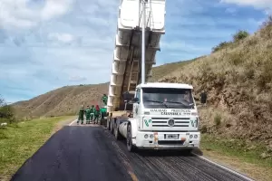 Precaucin en Ruta Provincial N 4: avanzan los trabajos de reasfaltado