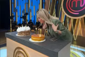 La original torta que sorprendi a Wanda Nara en su cumpleaos nmero 39