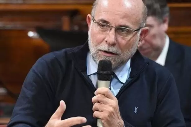 El Senado bloque� el voto remoto de Fern�ndez Sagasti y Fama