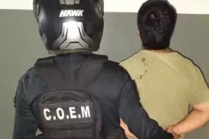 Catamarca, detienen a un hombre acusado de agredir a su pareja en plena calle