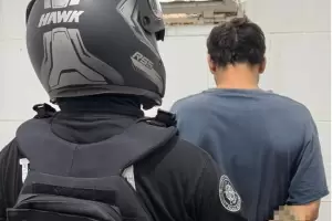 Viol una perimetral, fue a la casa de su ex y termin detenido por robo