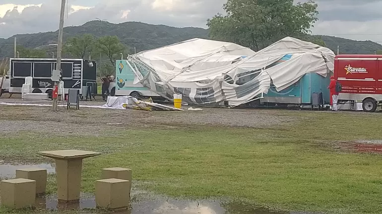 Tormenta y granizo Feria Patio