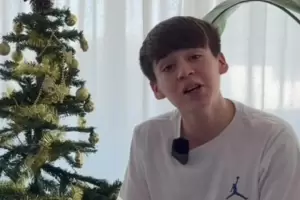 Tiene 14 aos y pide tener una familia para Navidad: el conmevedor pedidido que es viral en las redes
