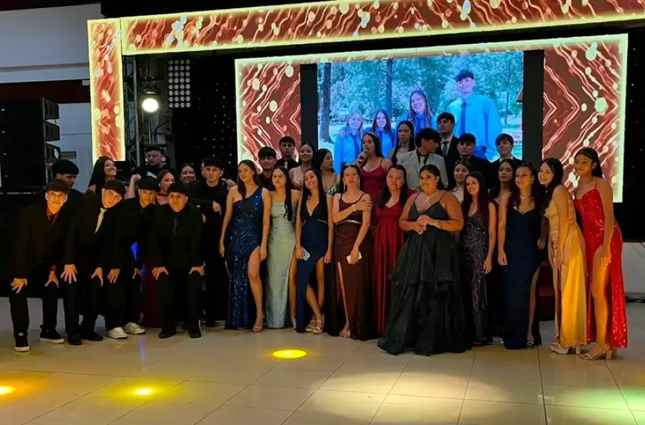 Los alumnos de Eldorado lograron realizar su fiesta de egresados e incluyeron a 