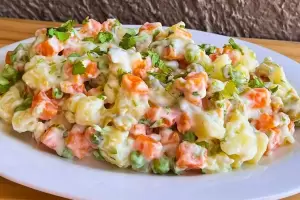 C�mo hacer ensalada rusa con 1 ingrediente secreto: la receta llena de sabor y fresca para Navidad