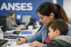 ANSES elimina la retenci�n del 20% en la AUH y la AUE: c�mo impactar� en el cobro