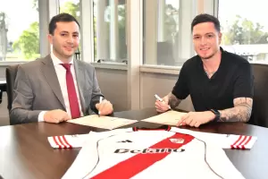 Orgullo: el catamarque�o An�bal "Colo" Moreno firm� como refuerzo de River Plate
